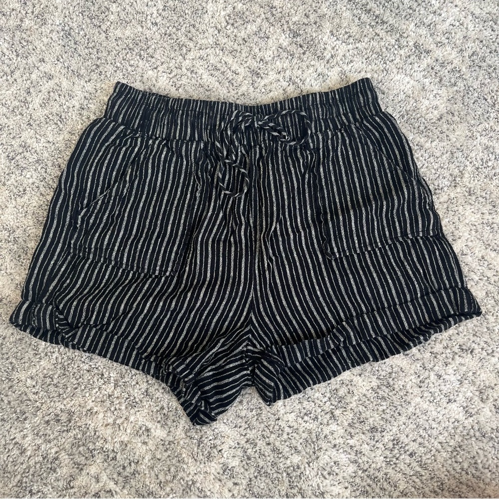 Forever 21 High Waist Black and White Linen Shorts